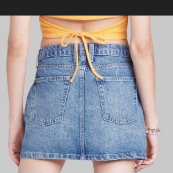 Wild Fable’s Women's Low-Rise Denim Mini Skirt - Medium Wash
Patches Size: 18 - Picture 4 of 11